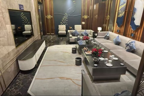 阿里夜总会招聘礼仪/接待,阿里夜总会招聘信息